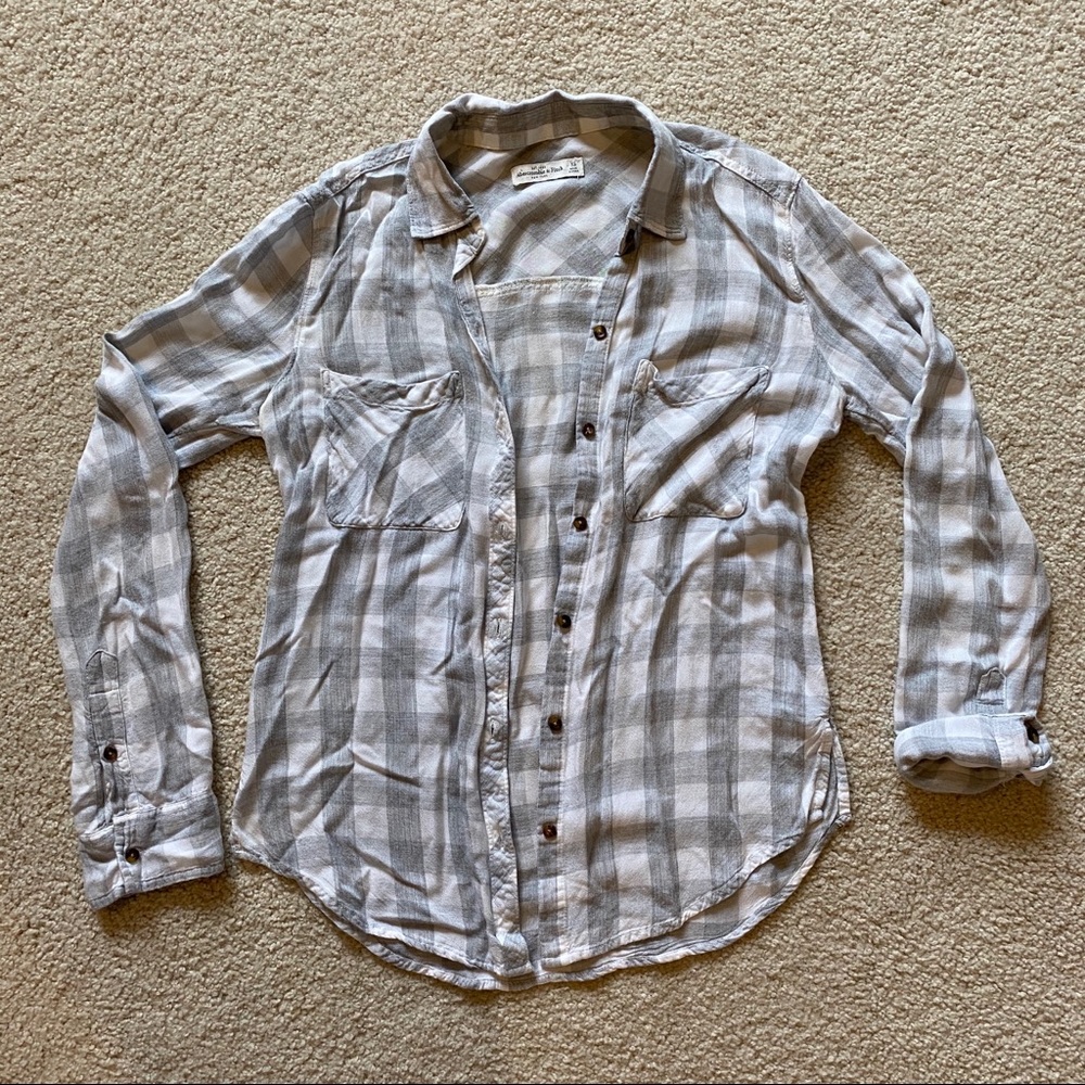 Abercrombie & Fitch Plaid Button Down Shirt